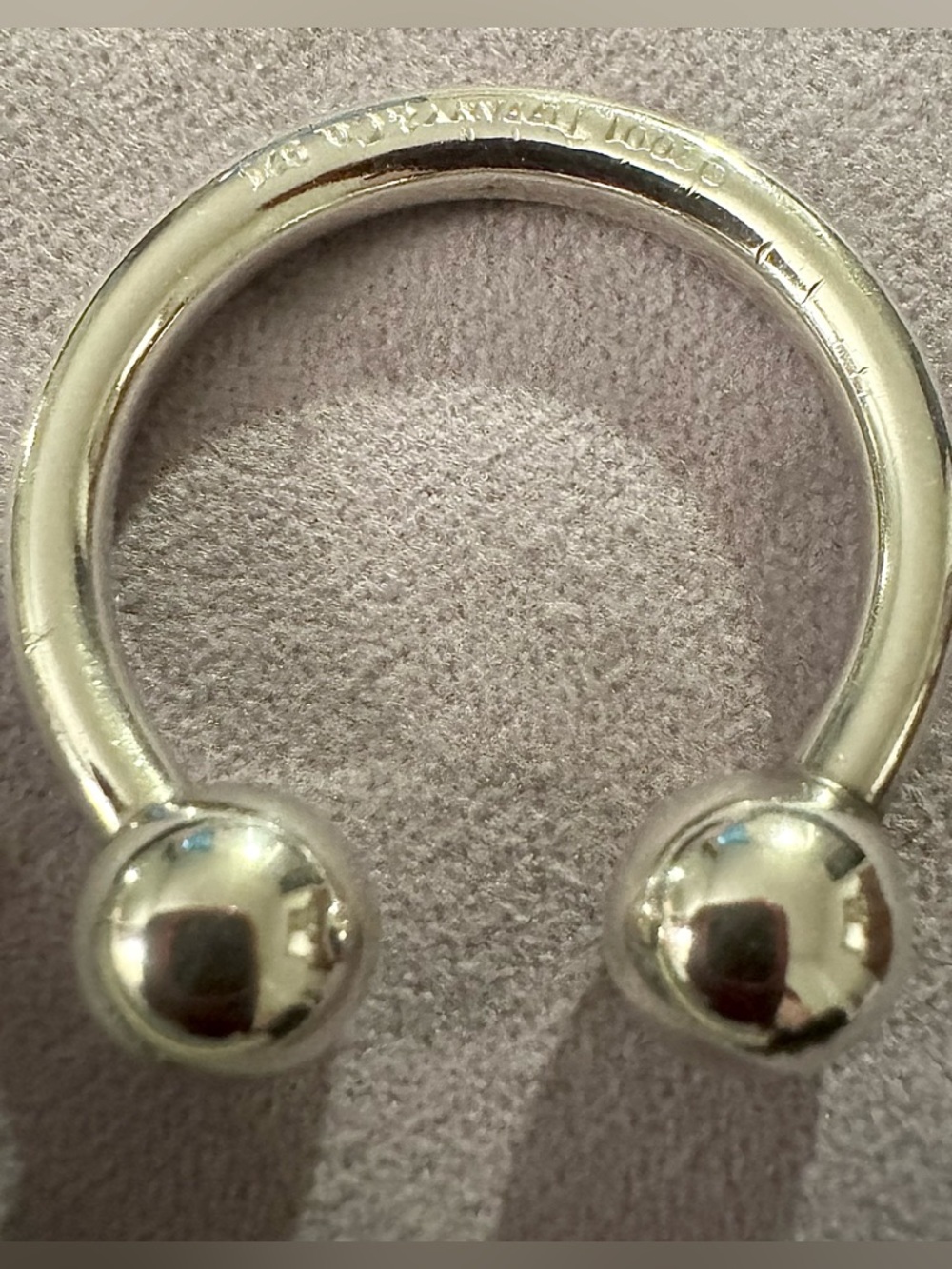 Tiffany & Co. Vintage 2001 925 Sterling Silver Horseshoe Screwball Keyring